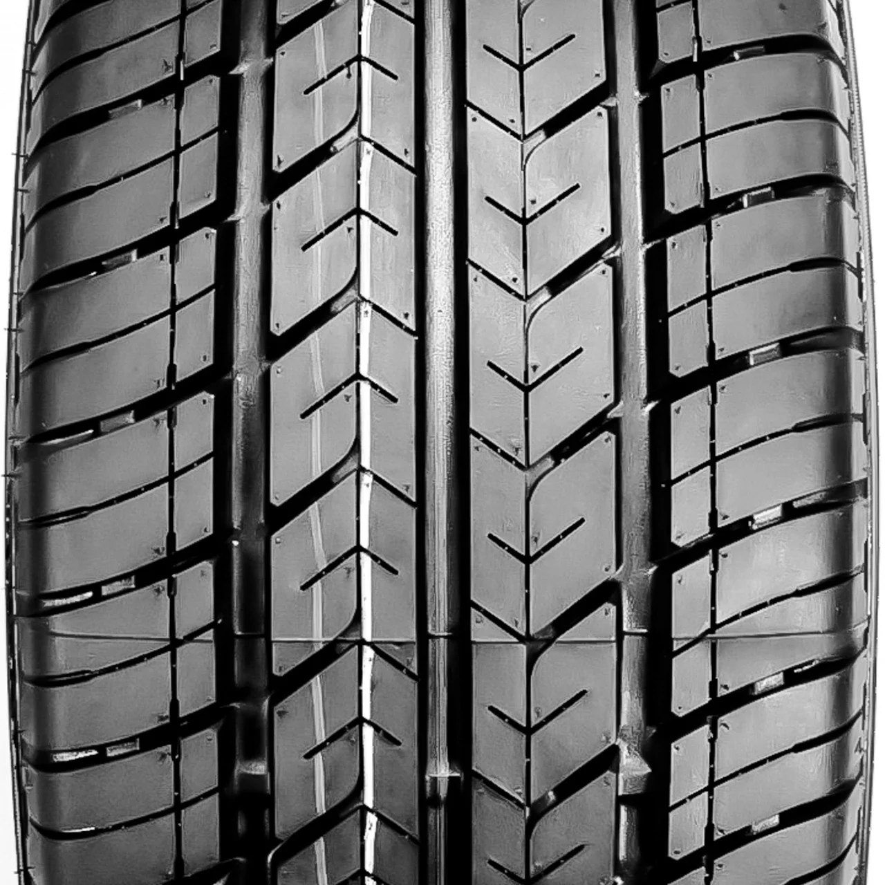 Thunderer Ranger R402 205/65R15 102/100T D (8 Ply)