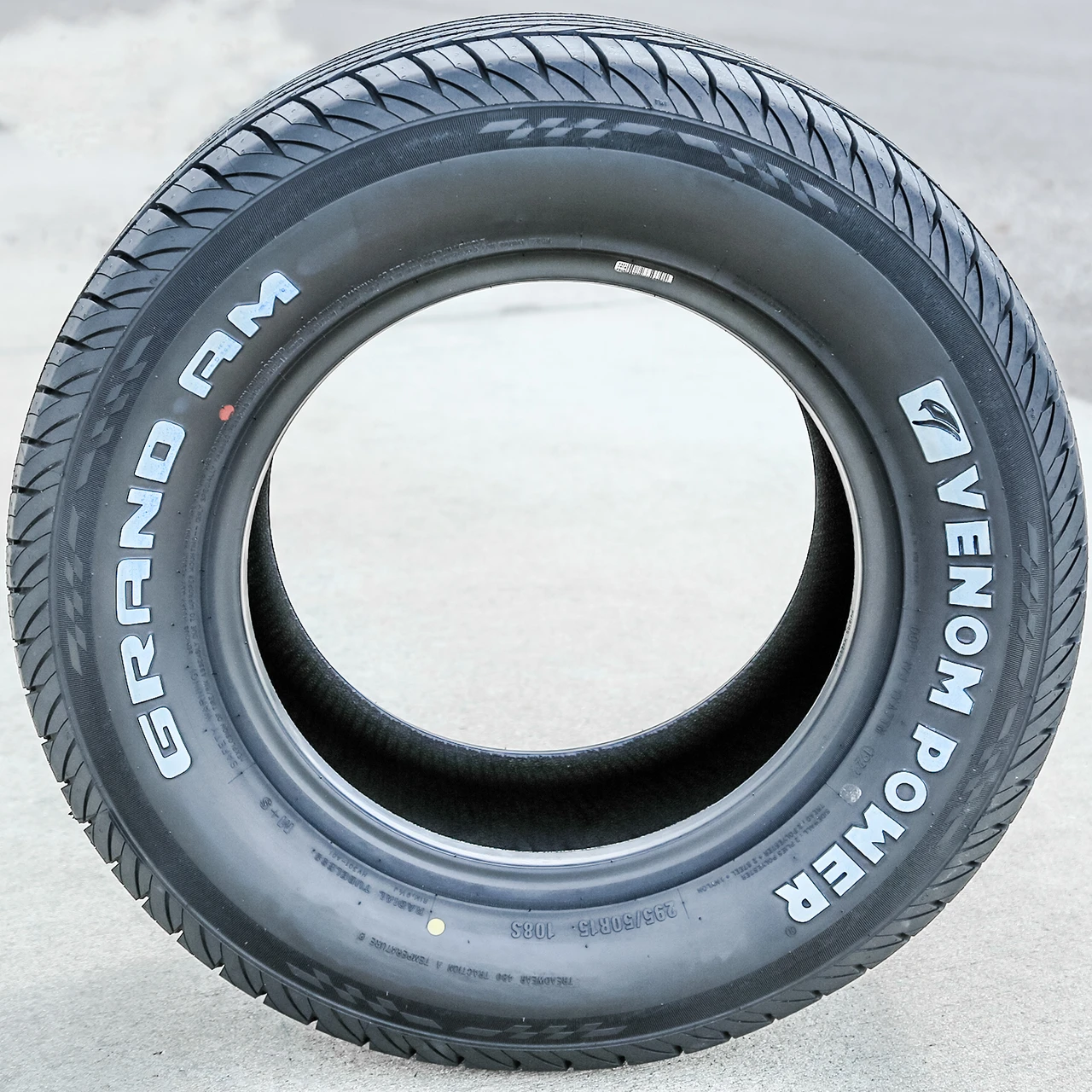 Venom Power Grand AM 295/50R15 108S