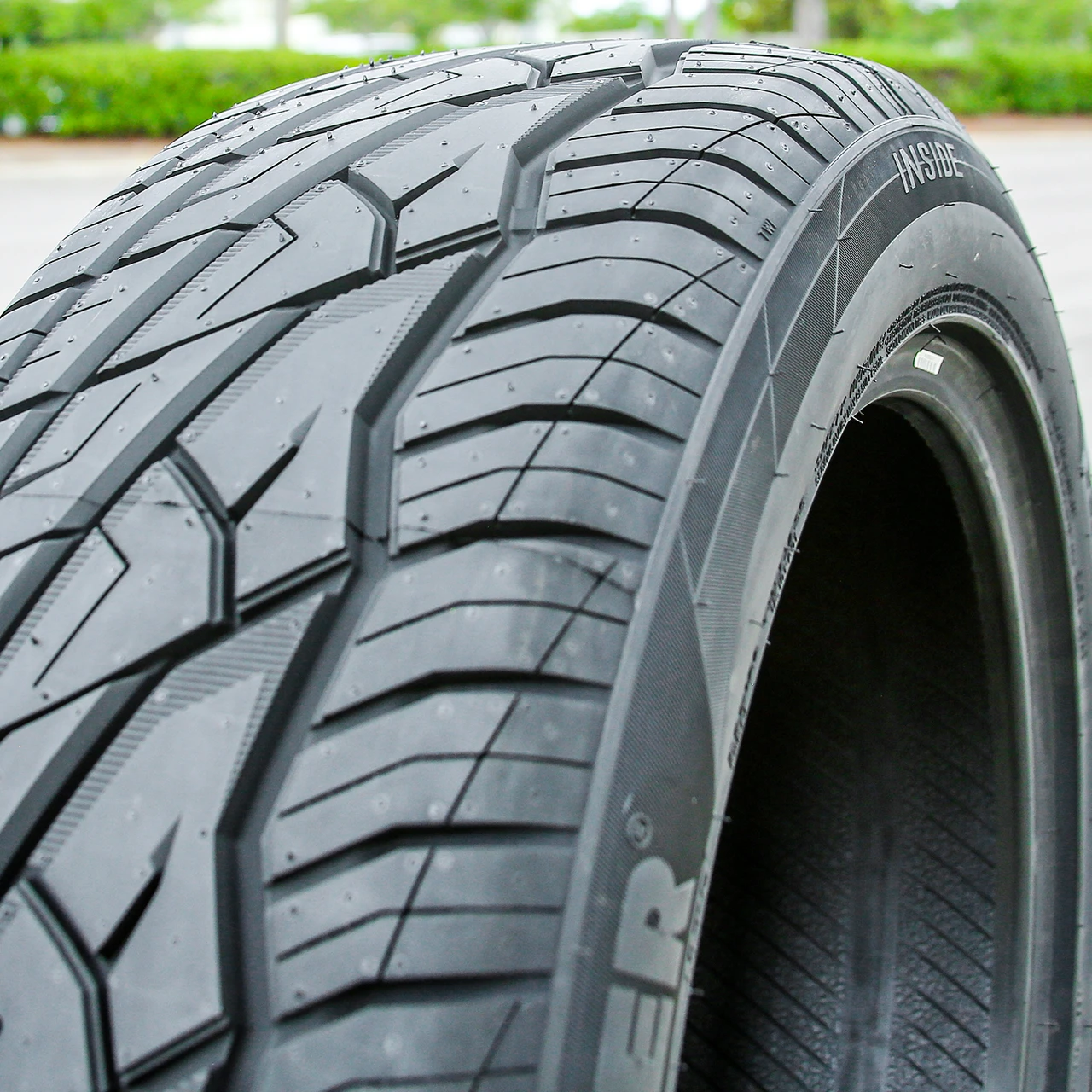 Venom Power Ragnarok GTS 215/55R17 ZR 98W XL