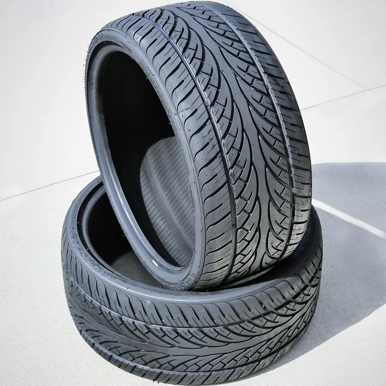 Venom Power Ragnarok Zero 225/30R22 ZR 87W XL