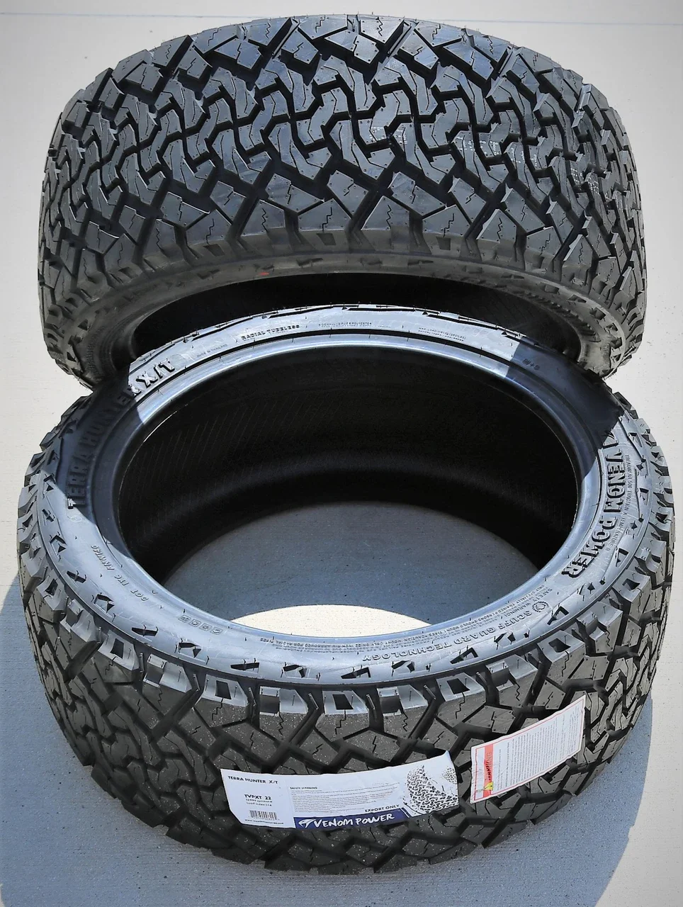 Venom Power Terra Hunter X/T 285/40R24 112H XL