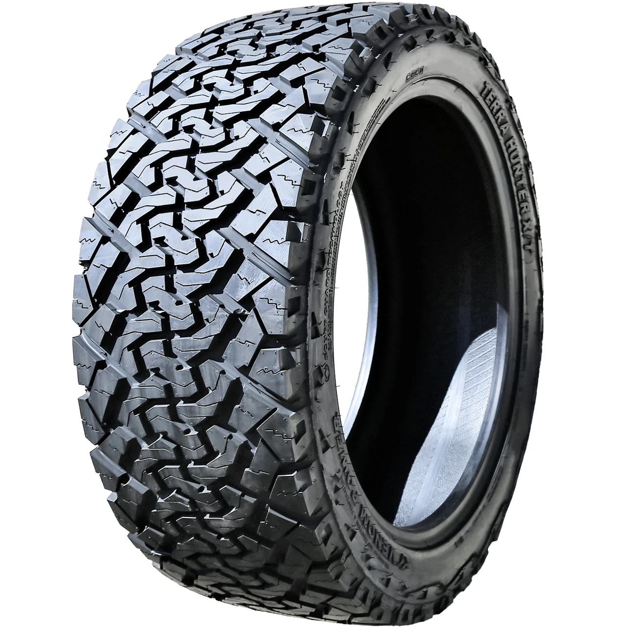 Venom Power Terra Hunter X/T 305/45R22 118S XL