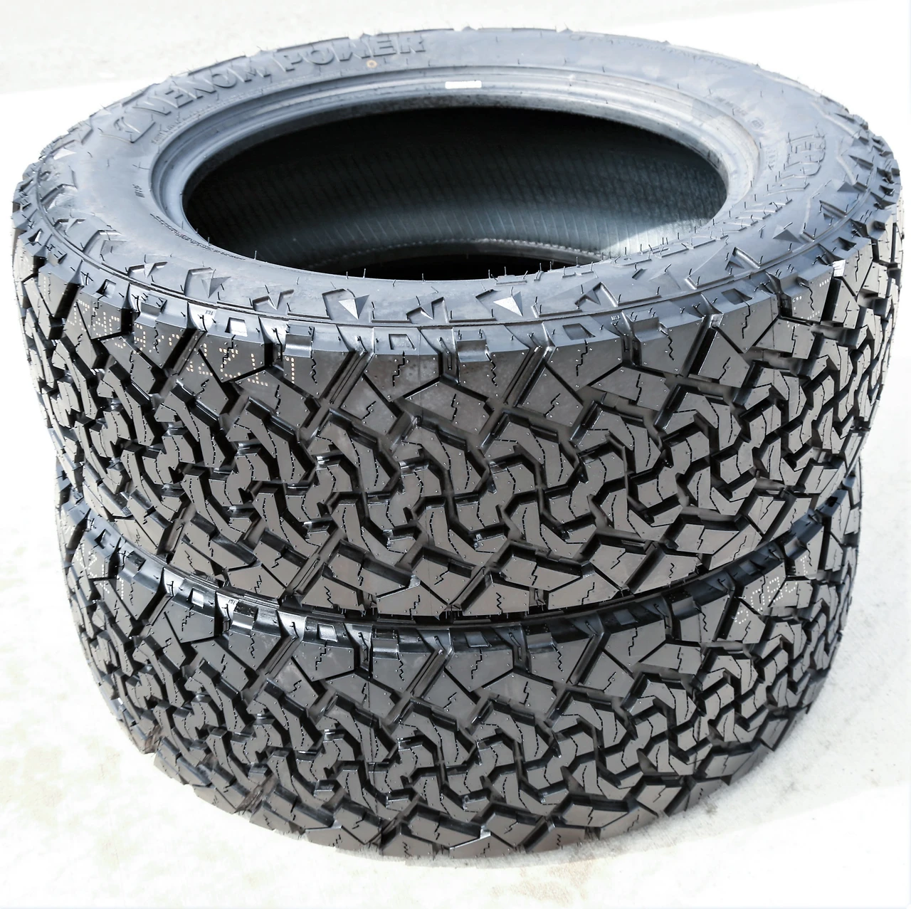 Venom Power Terra Hunter X/T LT 285/60R20 125/122R E (10 Ply)