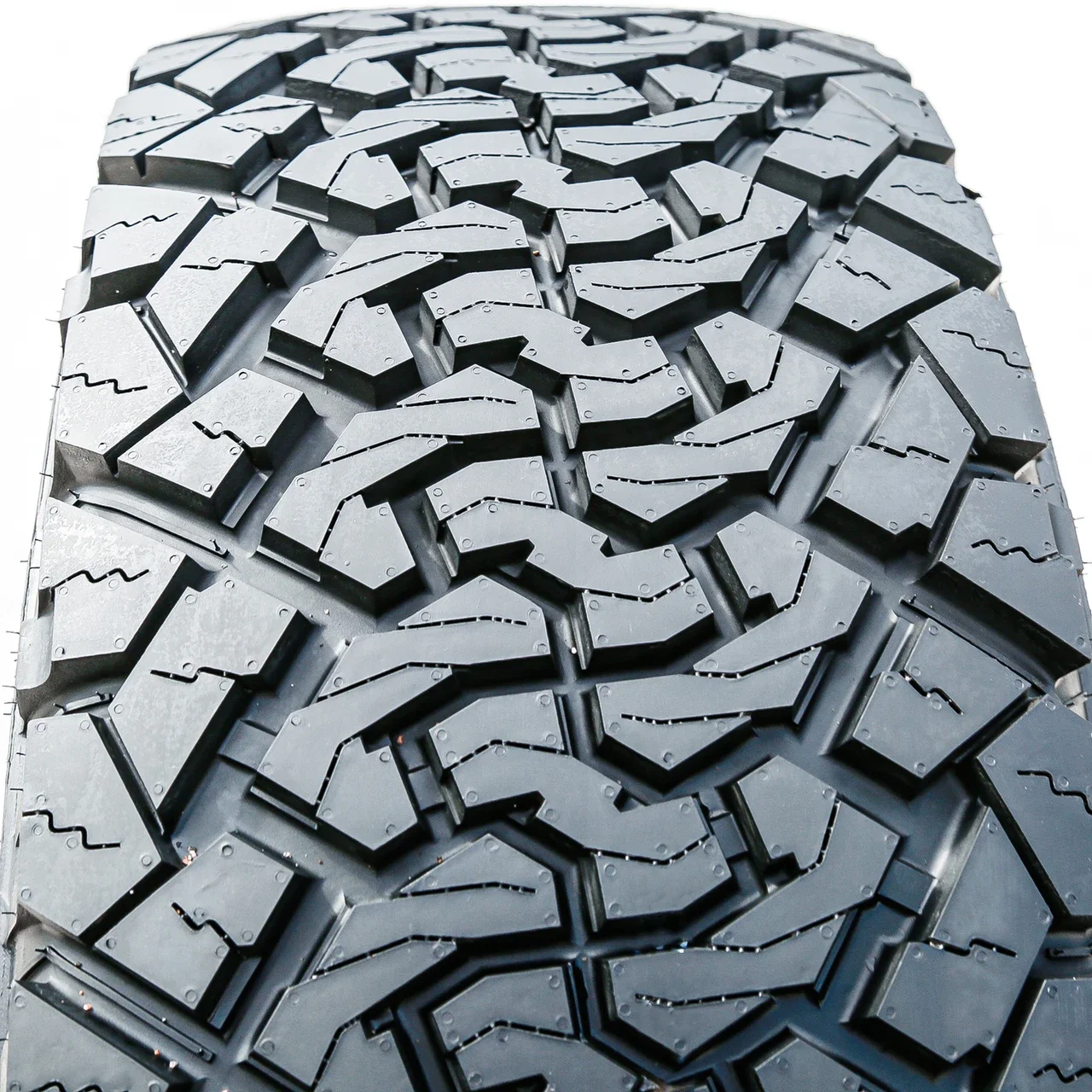 Venom Power Terra Hunter X/T LT 35X12.50R22 117R E (10 Ply)