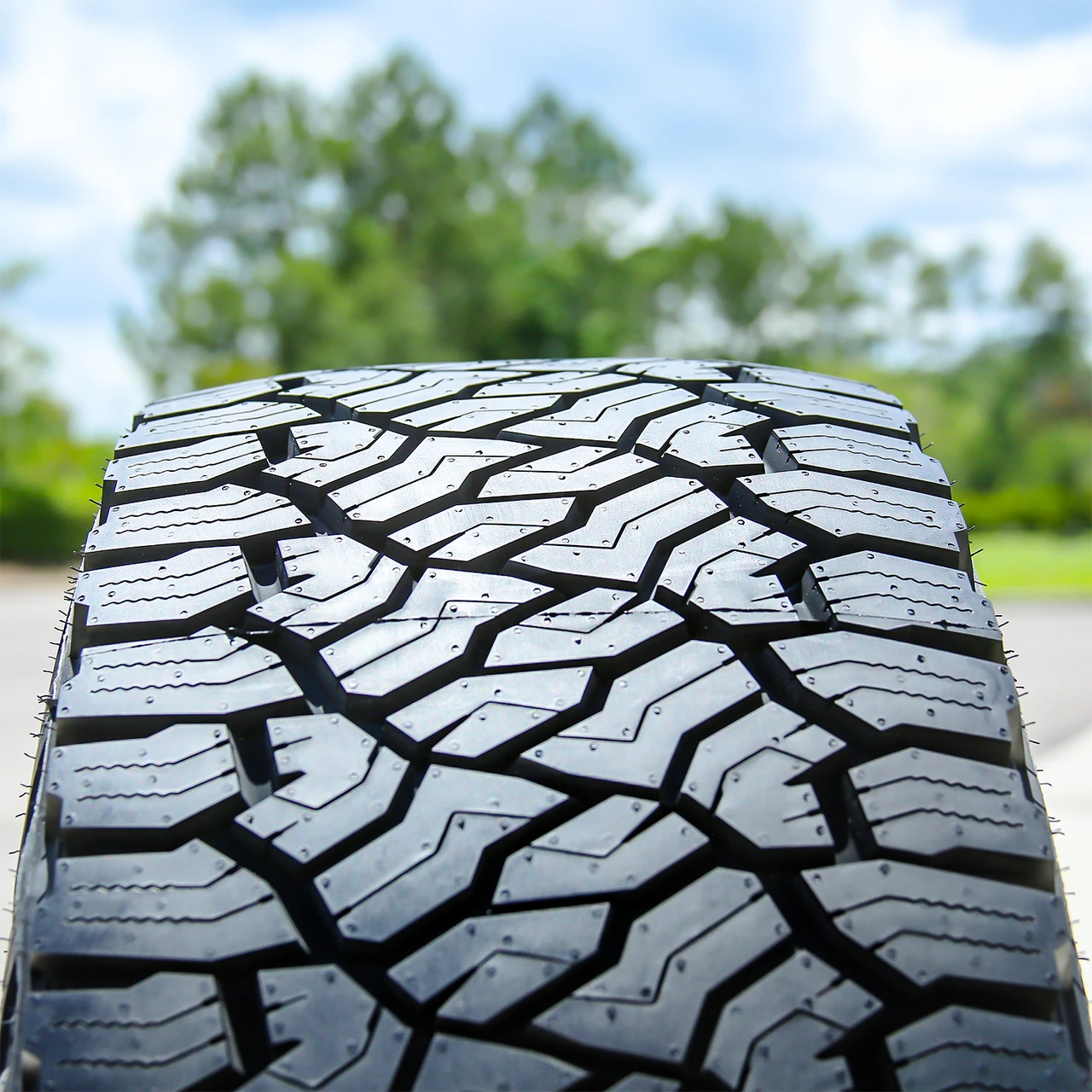 Venom Power Trail Hunter ATS 255/50R20 109T XL