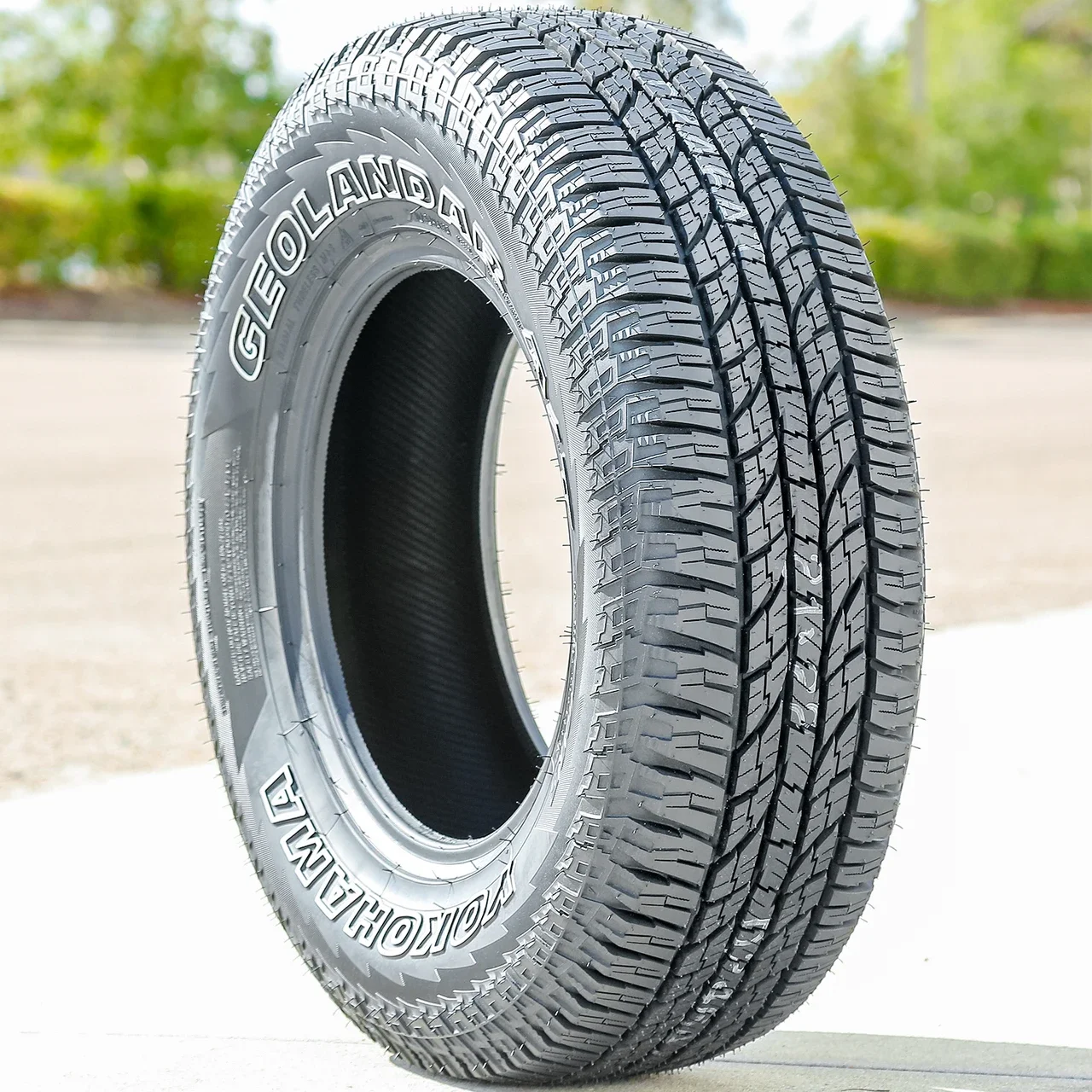 Yokohama Geolandar A/T G015 245/65R17 105T